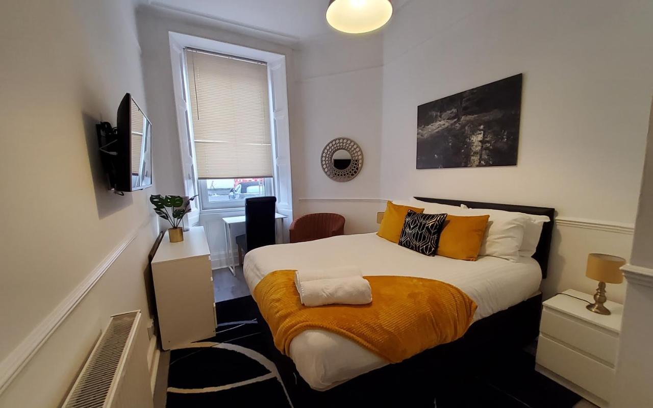 Leith Spectacular Apartment By Sensational Stay Short Lets & Serviced Accommodation With 6 Separate Beds & 2 Baths 爱丁堡 外观 照片